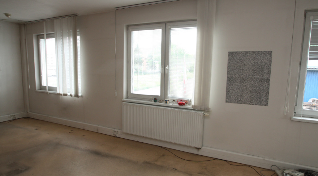 Prenájom kancelárskych priestorov, školiaca miestnosť, rôzne veľkosti, Brezno