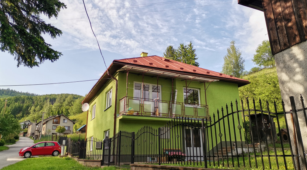 Prenájom rodinného domu pre firmu – vhodné pre ubytovanie zamestnancov, Sekurisova Brezno