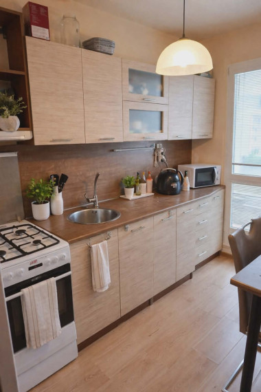 Prenájom 3 izbový byt, MNKV, zariadený Javorová, Podlavice, Banská Bystrica