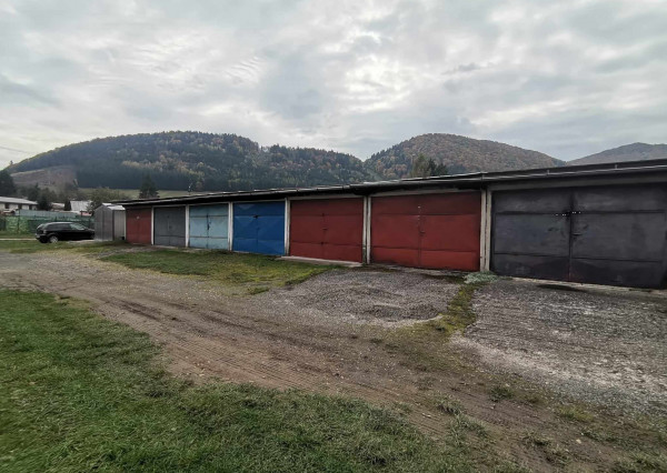 Radová garáž montovaná 18 m2, Valaská