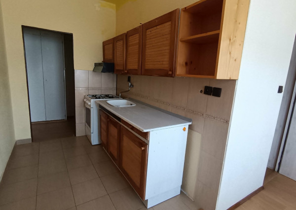 Predaj 2 izbového bytu s balkónom po čiastočnej rekonštrukcií v Závadke nad Hronom
